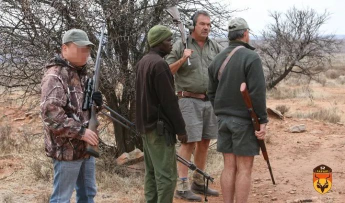 中国猎人在南非狩猎